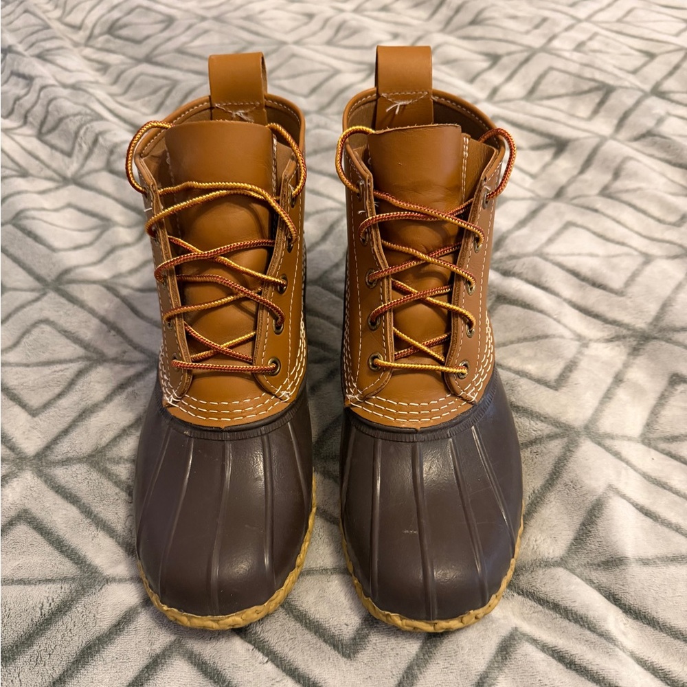 LIKE NEW L.L. Bean women’s Bean Boots brown Size 10, 6 inches -Men’s size 8